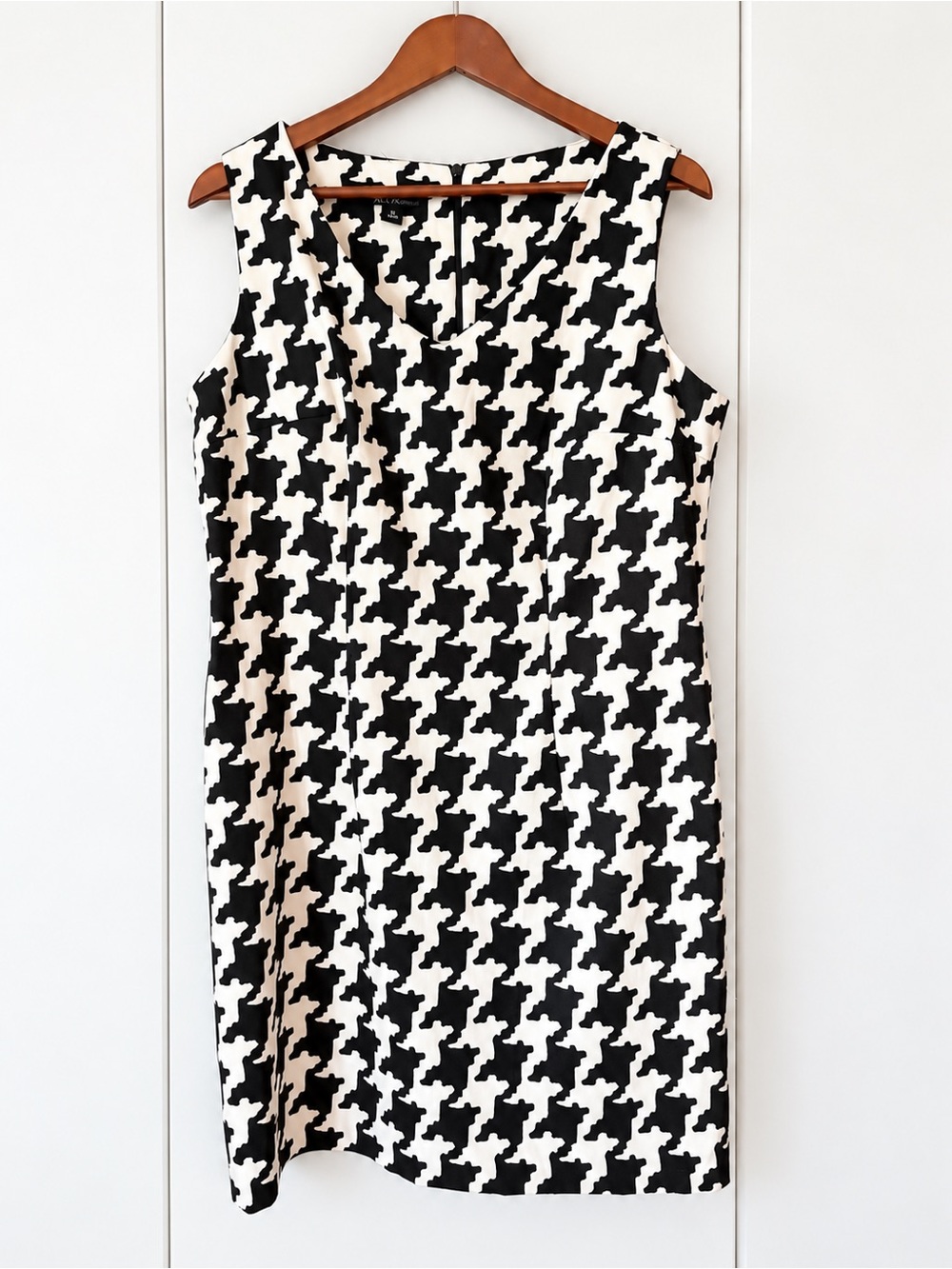 ALYX Black & White Houndstooth Sleeveless Sheath Dress Size 16